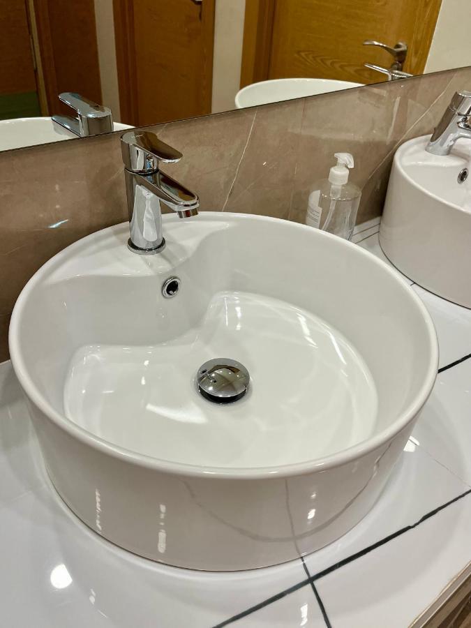 Velvet Hostel مدريد المظهر الخارجي الصورة