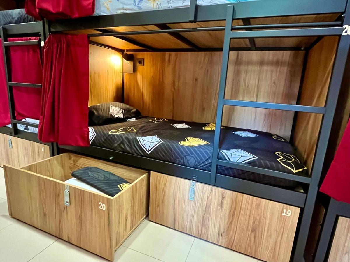 Velvet Hostel مدريد المظهر الخارجي الصورة