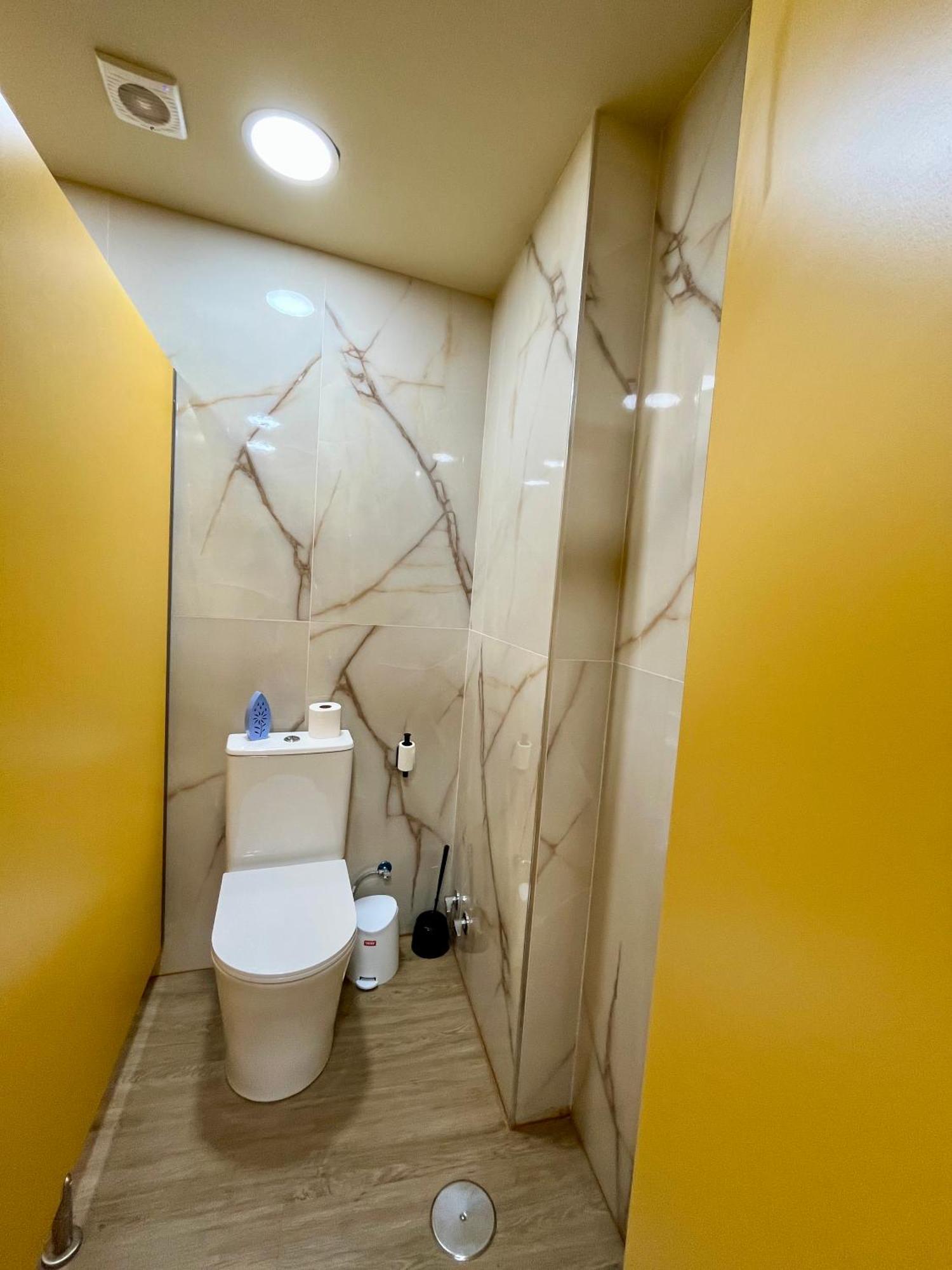 Velvet Hostel مدريد المظهر الخارجي الصورة