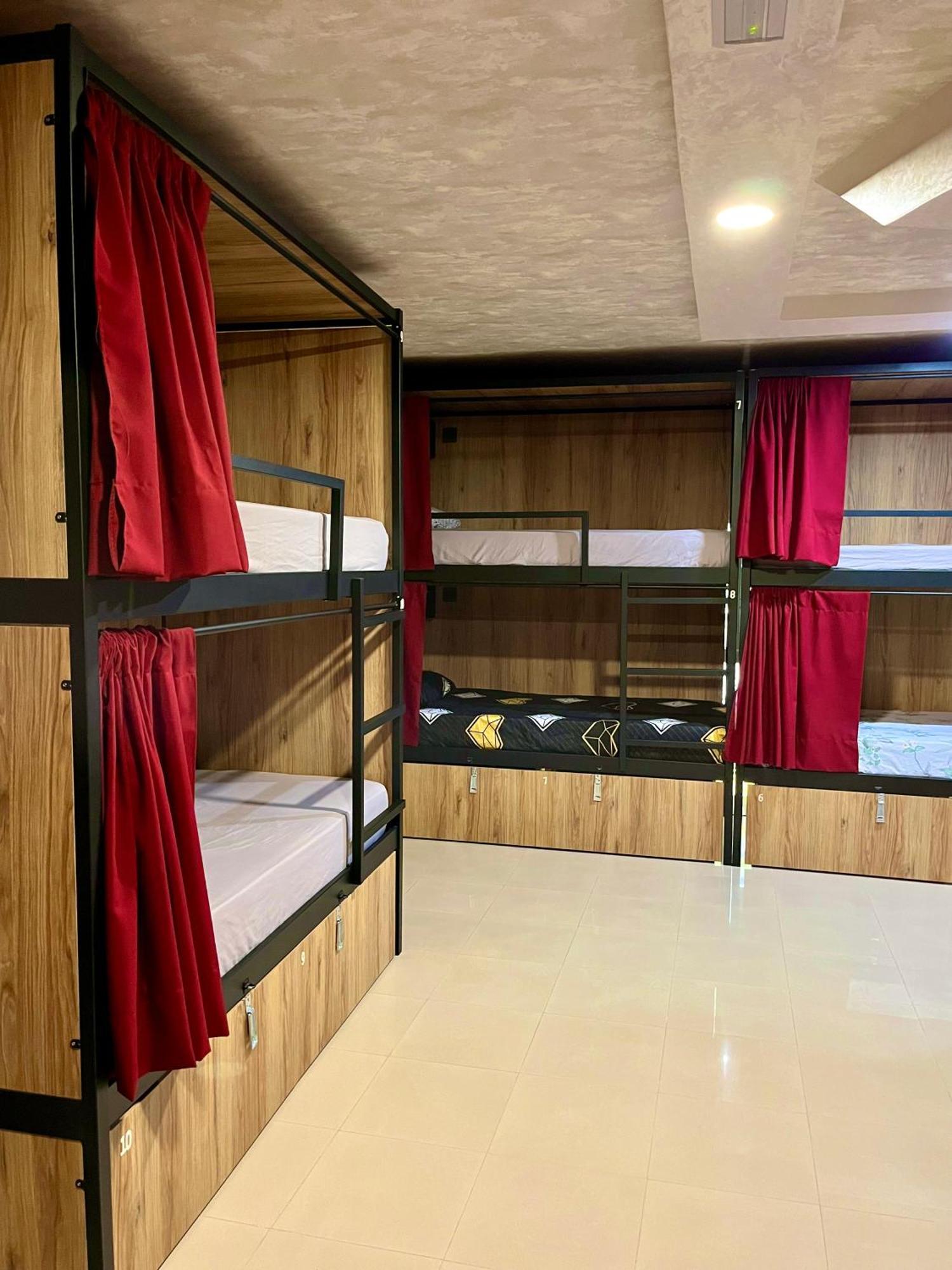 Velvet Hostel مدريد المظهر الخارجي الصورة