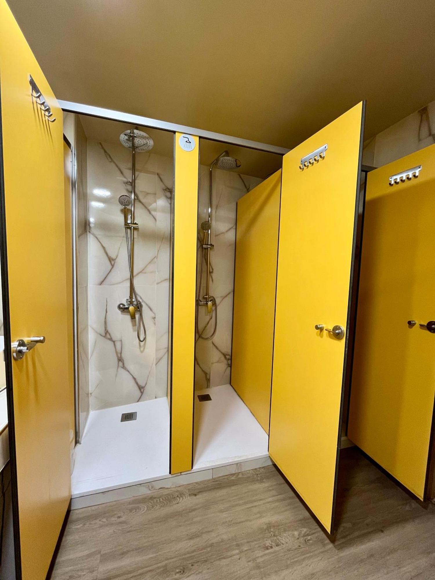 Velvet Hostel مدريد المظهر الخارجي الصورة