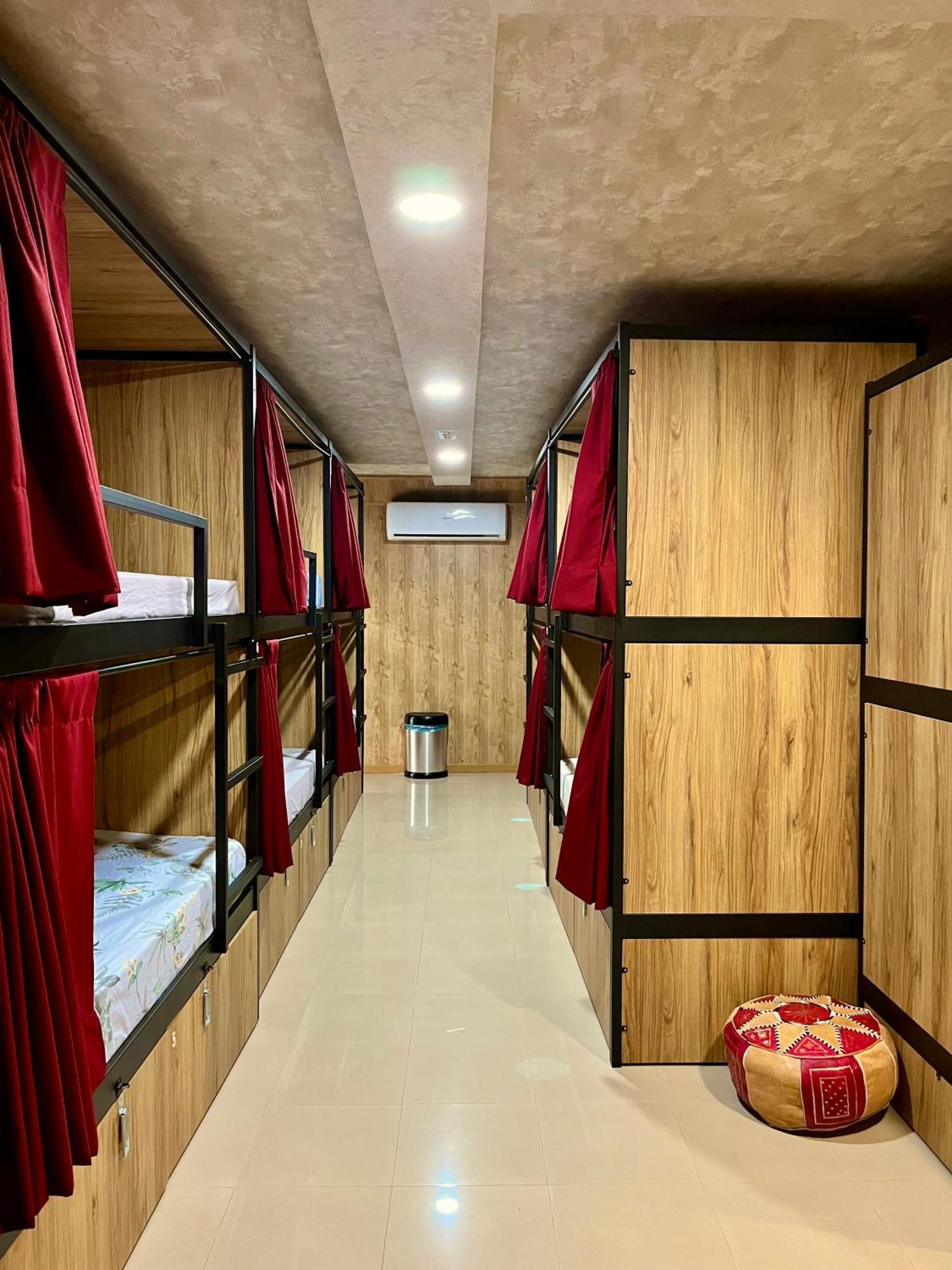 Velvet Hostel مدريد المظهر الخارجي الصورة