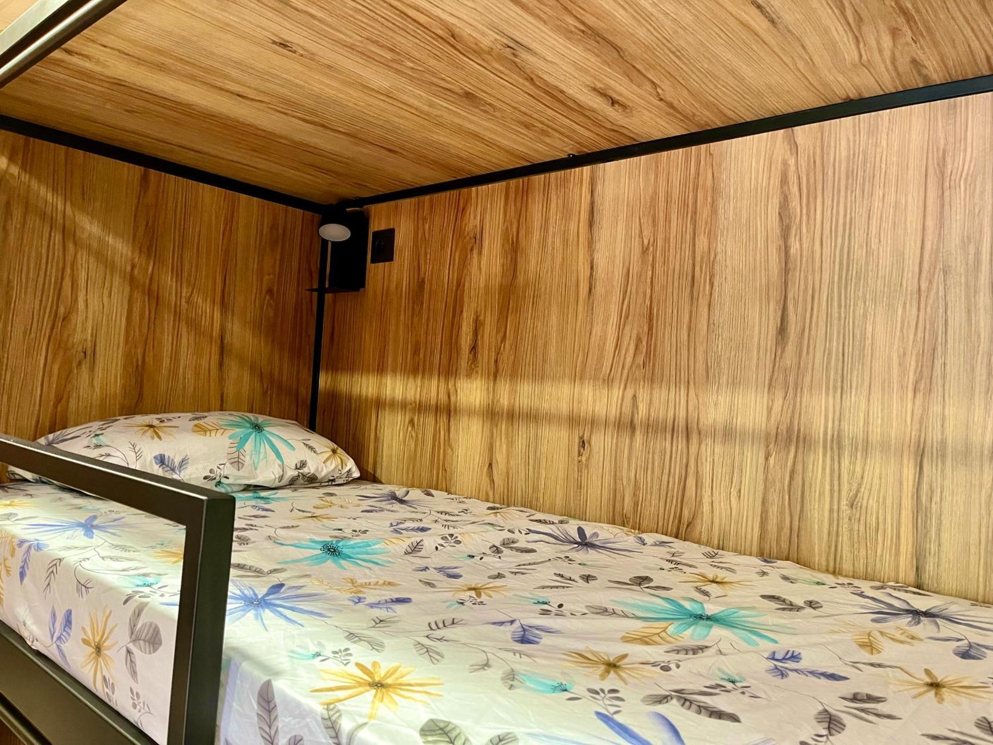 Velvet Hostel مدريد المظهر الخارجي الصورة